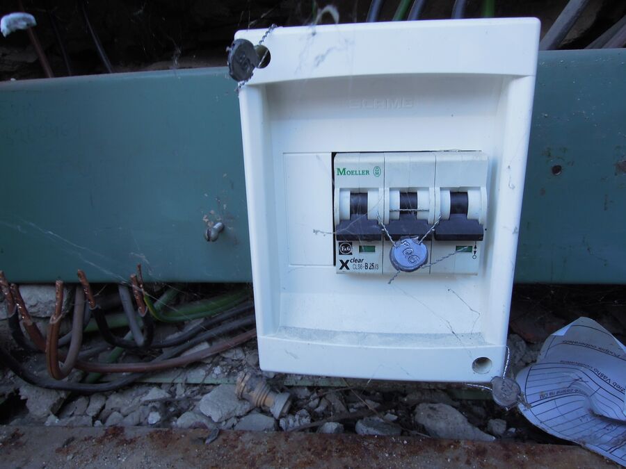 Cuánto dura una instalación eléctrica