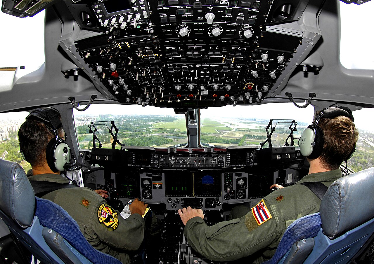 un piloto de avión
